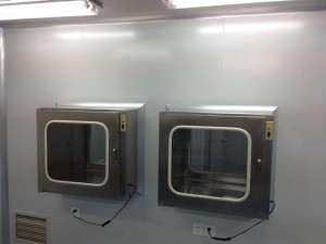 自动互锁式传递窗